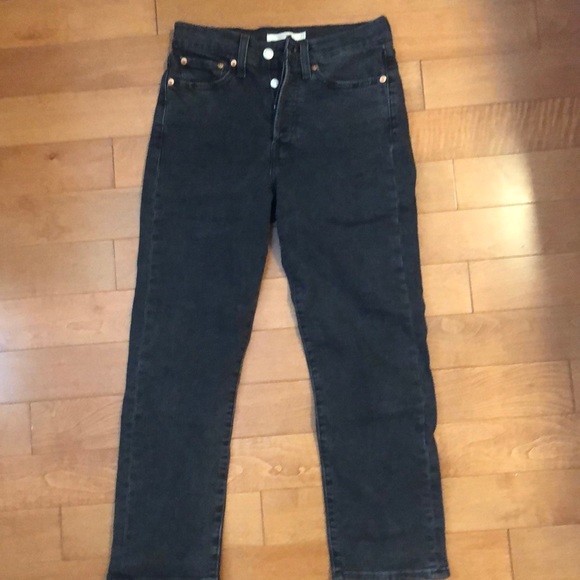 Levi’s Black Wedgie Straight Jeans - Picture 3 of 4
